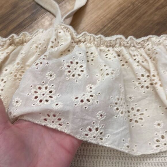 Forever 21 Eyelet Sweater Knot Crop Top Size M NWT - Picture 3 of 5